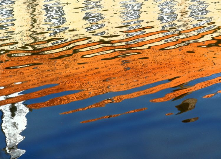 water-ripples-with-orange