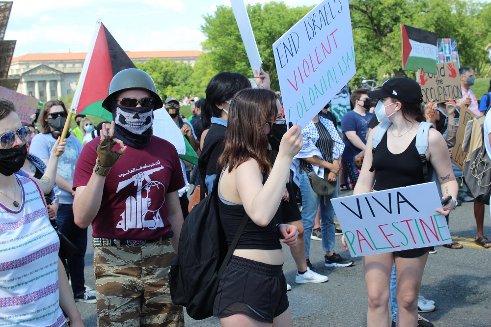 Allontanare gli antisemiti dal movimento per la Palestina